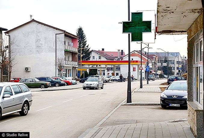 Ilustracija članka: MUĆKA S LIJEKOVIMA: Starica ‘popila’ 3.000 KM lijekova za mjesec dana!