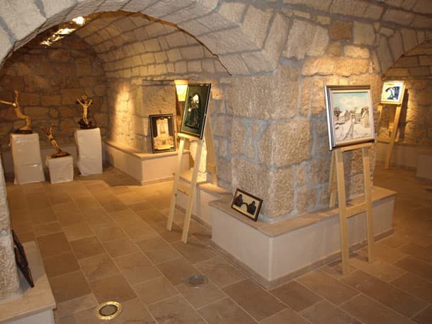 Ilustracija članka: Posušani čuvaju muzejsku građu u svojim domovima