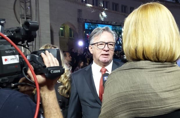 Ilustracija članka: HT Eronet na Večernjakovu pečatu