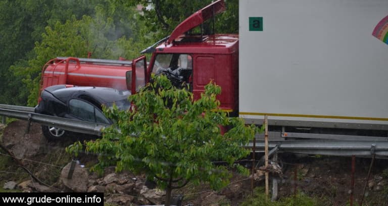 Ilustracija članka: Od posljedica prometne nesreće u Grudama preminula djevojka iz Imotskog