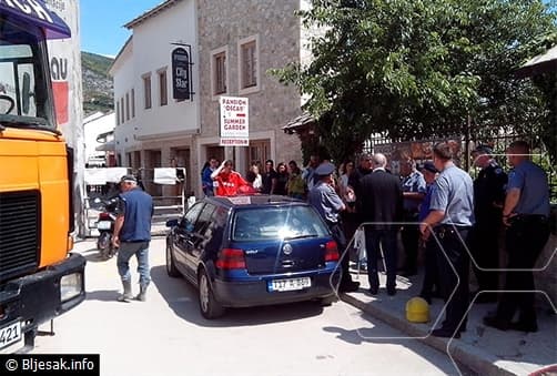 Ilustracija članka: Obrtnici blokirali sve ulaze u Stari grad u Mostaru