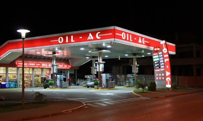 Ilustracija članka: Oružana pljačka benzinske crpke, lopovi pobjegli s djelatnikovim automobilom