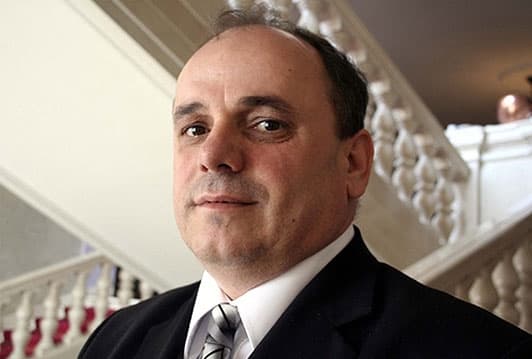 Ilustracija članka: Gromoglasnim pljeskom iz HSP-a BiH isključen Zvonko Jurišić