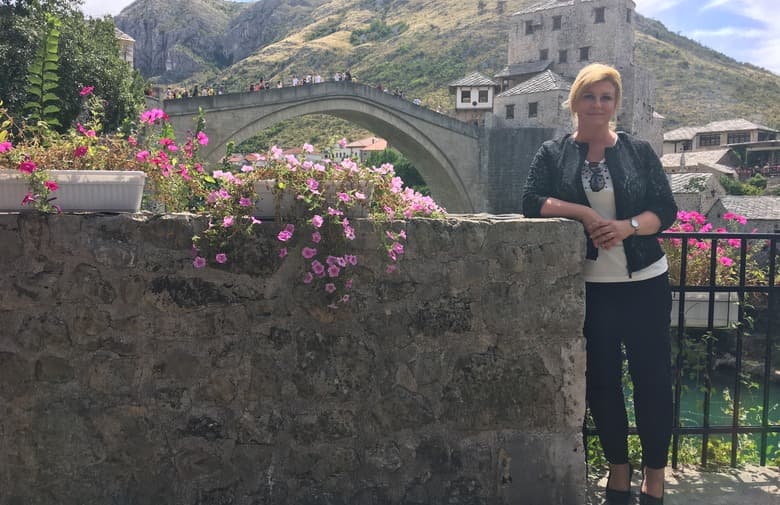 Ilustracija članka: Grabar-Kitarović: Život ljudi u Hercegovini odudara od onog što pišu hrvatski mediji