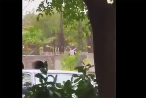 Ilustracija članka: Mostar: Oralni seks, u sred grada, u sred bijela dana