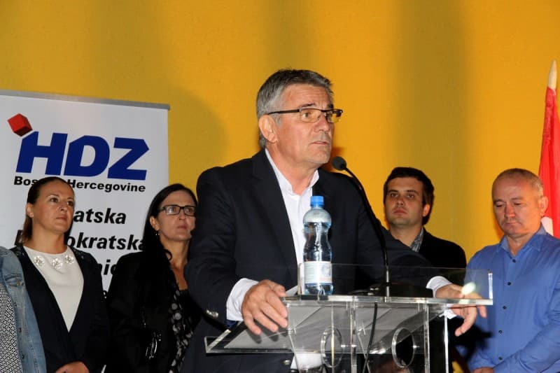 Ilustracija članka: Raspored preostalih predizbornih tribina OO HDZ BiH Grude 