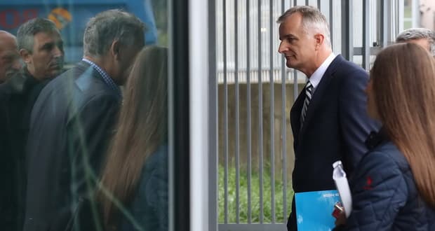 Ilustracija članka: Lijanovići i ostali: Lanac formiranja tvrtki