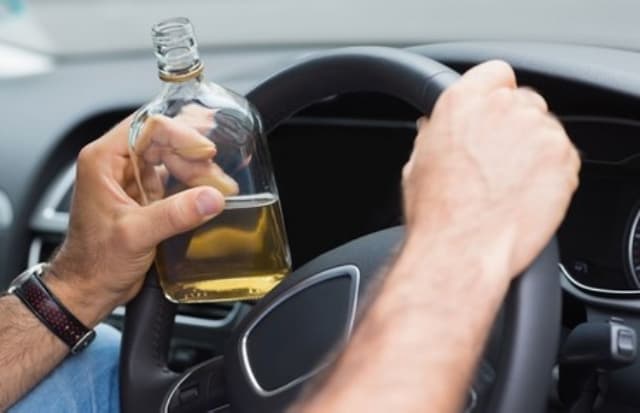 Ilustracija članka: Za vožnju pod utjecajem alkohola u BiH kazna do 300, u Njemačkoj 6000 KM