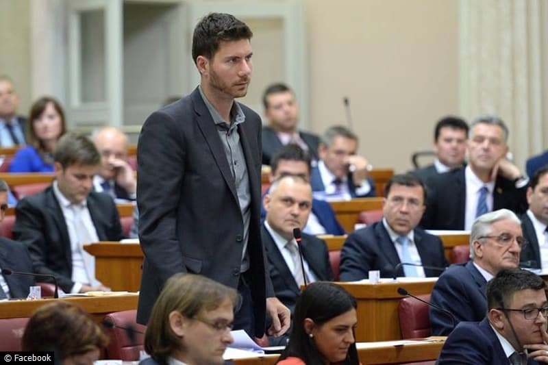 Ilustracija članka: Pernar napao Tuđmana: Vaš otac je sa Miloševićem dijelio BiH