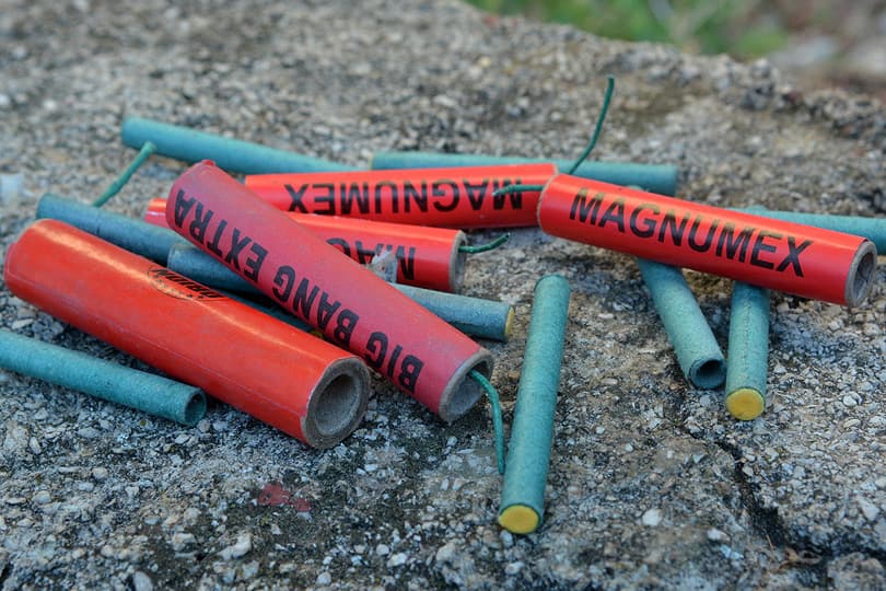 Ilustracija članka: ŽZH: Za upotrebu pirotehnike kazne do 800 KM