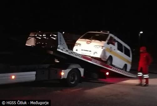 Ilustracija članka: Hercegovački spasioci bez automobila, a vlasti kupuju nove