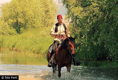 Ilustracija članka: Nakon filma, stiže i strip o hajduku Mijatu Tomiću