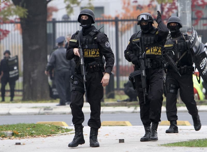 Ilustracija članka: Kako su ukradeni automobili iz Hercegovine završavali u dijelovima na crnom tržištu Hrvatske i Srbije