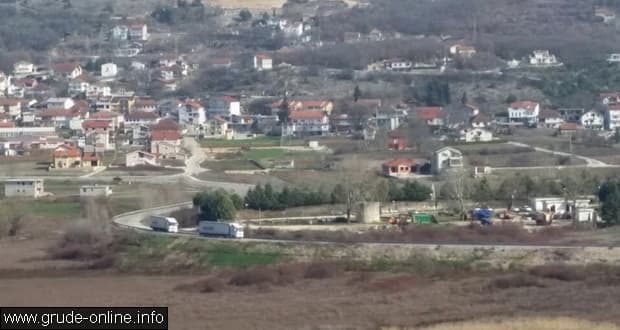 Ilustracija članka: FOTO: Kamioni lutaju grudskom “obilaznicom” 