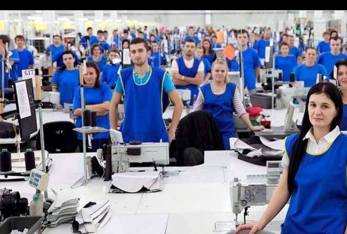 Ilustracija članka: Zaposlenice iz Visokog odrekle se poklona za Dan žena u korist liječenja dječaka