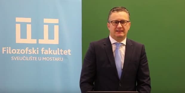 Ilustracija članka: Prof. dr. Zoran Tomić ponovno izabran za dekana Filozofskoga fakulteta