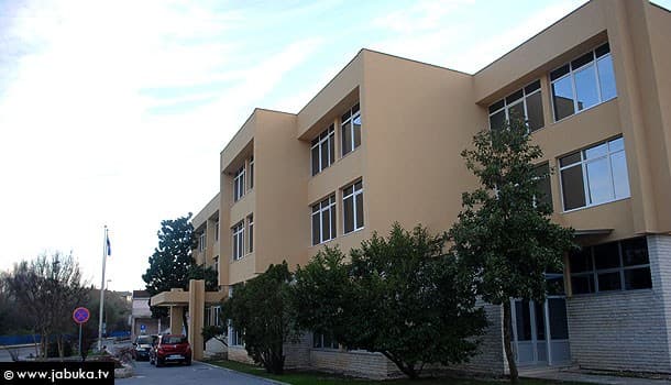 Ilustracija članka: FBiH preuzela kredit Sarajevske županije, što će biti sa ŽZH i HNŽ?