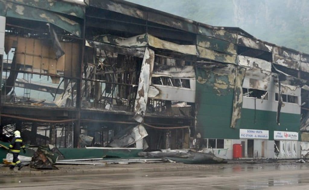 Ilustracija članka: Bingo izgorio zbog kvara na produžnoj utičnici!