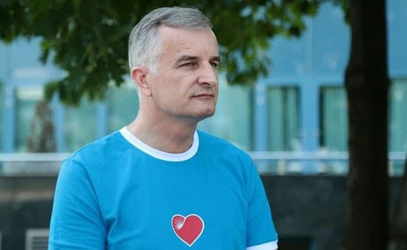 Ilustracija članka: Lijanović demantira: Nismo nikom dužni bilo kakve plaće niti što drugo