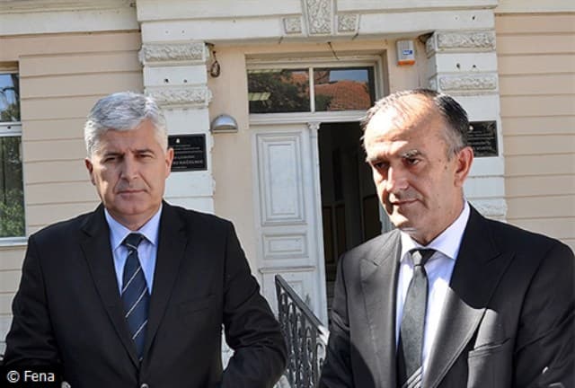 Ilustracija članka: Odgađa se HDZ-ova proslava u Ljubuškom