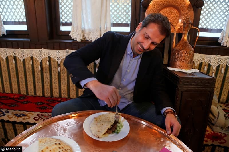 Ilustracija članka: Čapljinac izbjegao u Tursku sa 14 godina, a sada je vlasnik 22 restorana u 14 gradova