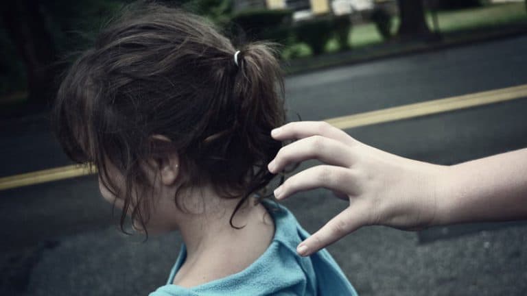 Ilustracija članka: Prijavljen pokušaj otmice djevojčice u Mostaru