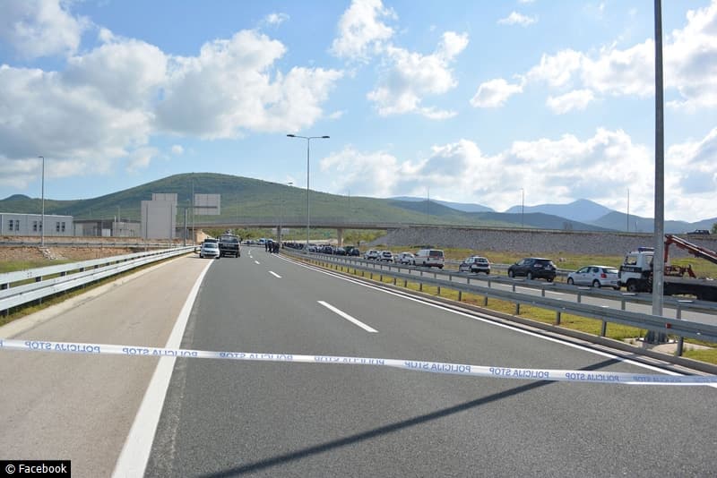 Ilustracija članka: Policija ogradila novinare na Bijači!