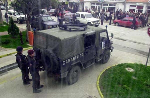 Ilustracija članka: 16 godina od “terorističkog” napada jajima na SFOR u Grudama!