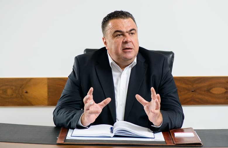 Ilustracija članka: Ministar policije ŽZH-a optužen za prijevaru u Hrvatskoj