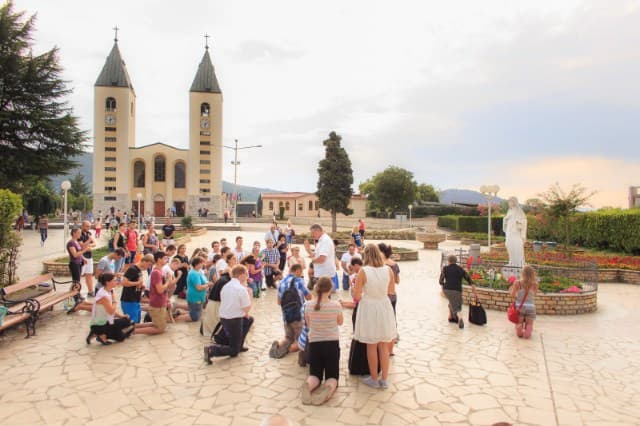 Ilustracija članka: La Stampa: Vatikansko povjerenstvo za Međugorje utvrdilo kako je prvih sedam ukazanja autentično