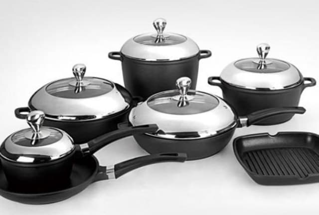 Ilustracija članka: Pali prevaranti s posuđem