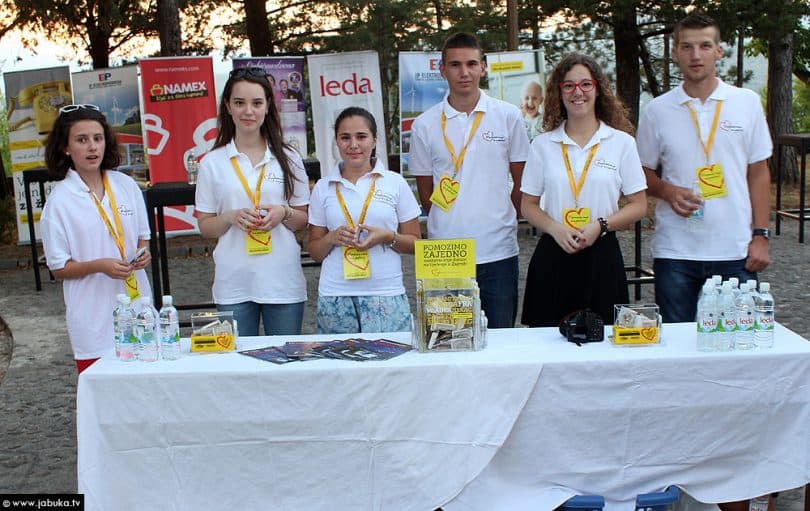 Ilustracija članka: Udruga “Fra Mladen Hrkać”: Više od 200 volontera pomoglo liječenju tisuće pacijenata u Zagrebu