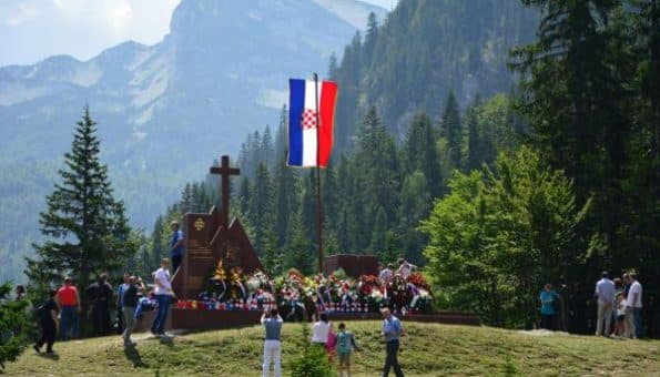 Ilustracija članka: Stipića livada: 24. godišnjica stradanja 39 hrvatskih civila i branitelja