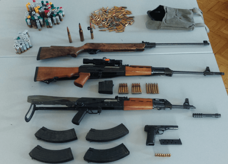 Ilustracija članka: U Cisti Velikoj pronađena droga i oružje