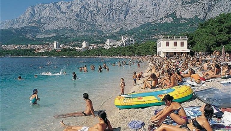 Ilustracija članka: Građani BiH za ljetovanja od 700 KM uzimaju kredite i otplaćuju godinu dana