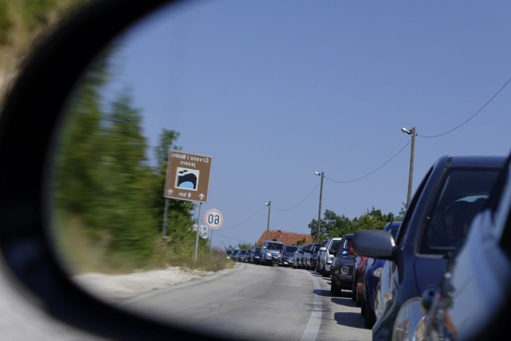 Ilustracija članka: Vapaj lokalnog stanovništva i turista: Hitno riješite pitanje prelaska GP Osoje – Vinjani Gornji!