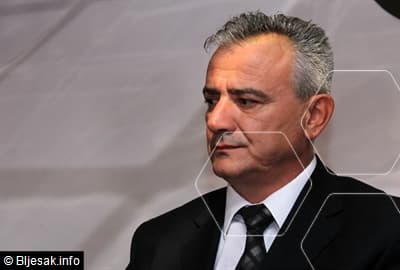 Ilustracija članka: HSP potpisuje s HDZ-om: Platforma nije pravi put