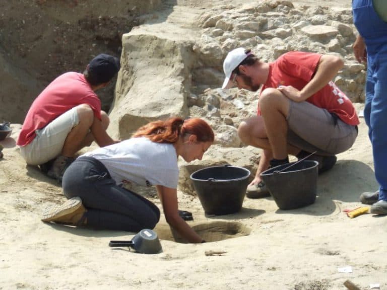 Ilustracija članka: U Ljubuškom pronađeni tragovi života koji datiraju 6 tisuća godina prije Krista