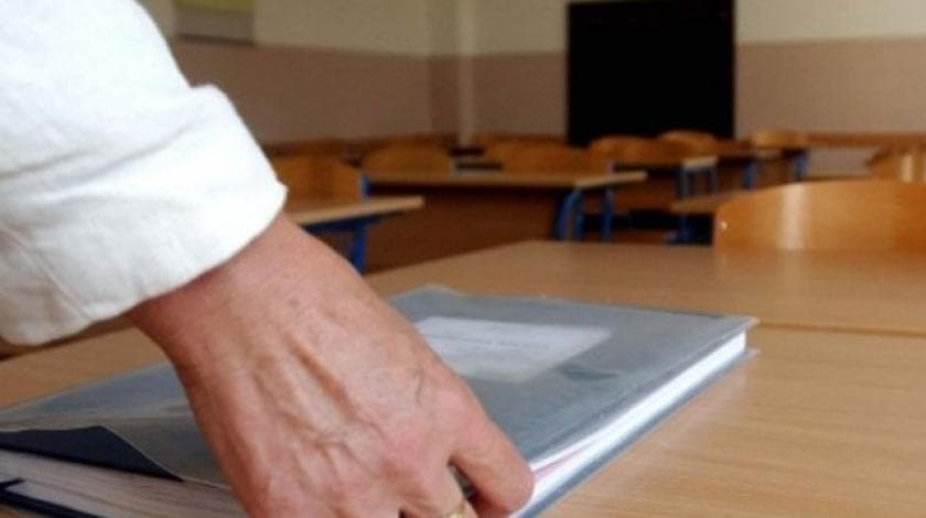 Ilustracija članka: Posuški poučak: Hoće li se jedinice ispravljati na sudu umjesto u učionici?