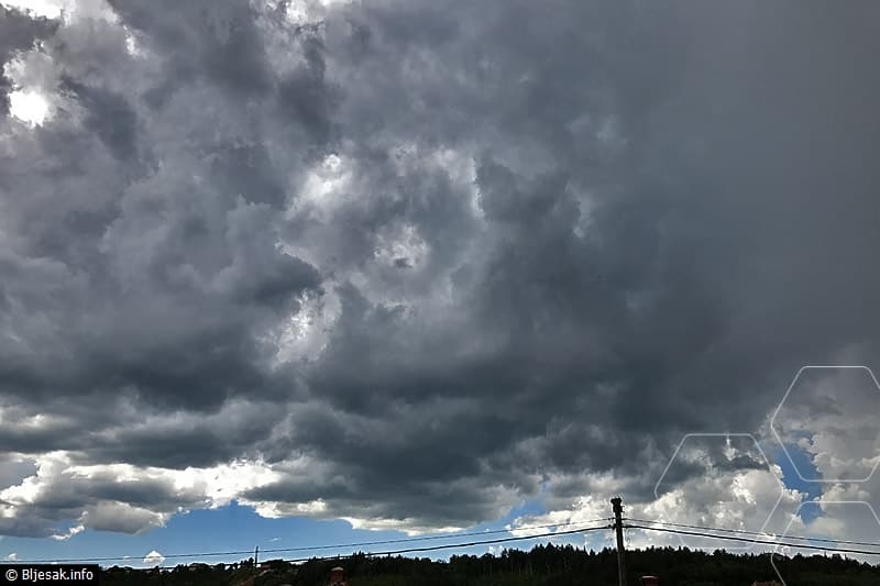 Ilustracija članka: Sljedećih dana uglavnom oblačno s kišom, u Hercegovini bez padalina