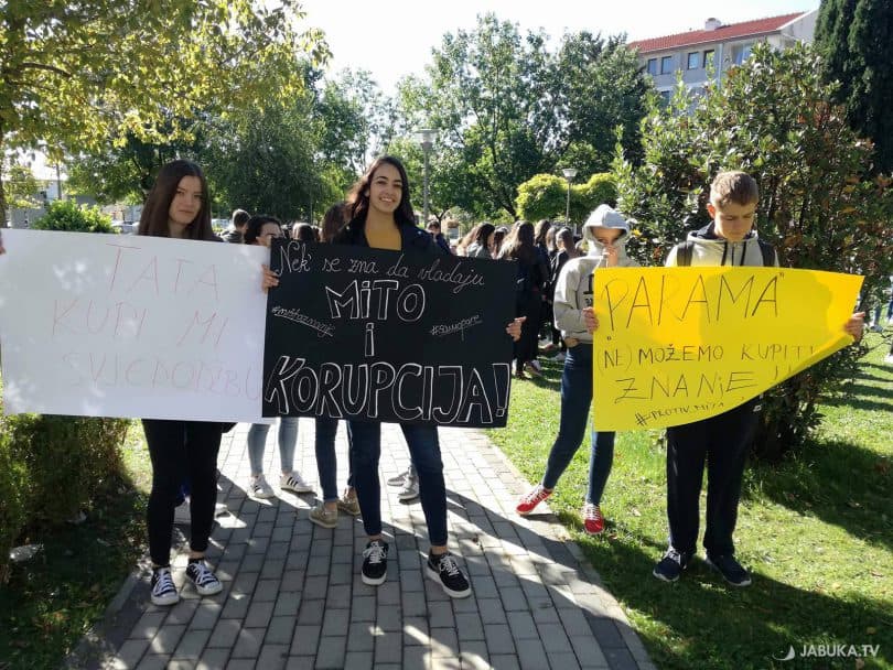 Ilustracija članka: Nastavak bojkota nastave u posuškoj Gimnaziji