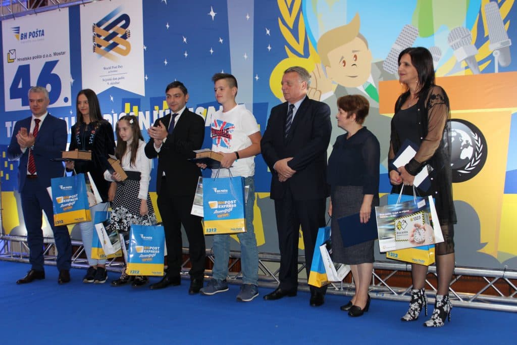 Ilustracija članka: Na svečanosti u Sarajevu uručene nagrade za najljepše pismo mladih BiH 2017.