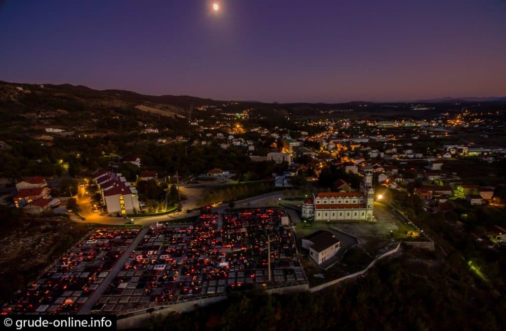 Ilustracija članka: Katolici danas obilježavaju Dušni dan