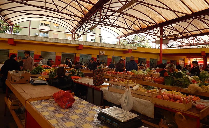 Ilustracija članka: Od danas samo registrirani trgovci na tržnicama u FBiH