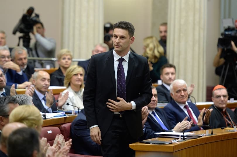 Ilustracija članka: Petrov: Hrvati u BiH su ostavljeni i nemaju ništa od Plenkovićeva PR posjeta