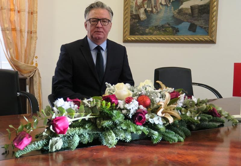 Ilustracija članka: Vilim Primorac: ERONET na svim poljima u plusu