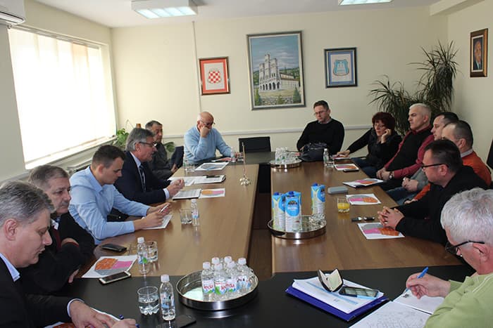 Ilustracija članka: Održan sastanak Općinskog načelnika s investitorima u Gospodarskoj zoni Grude