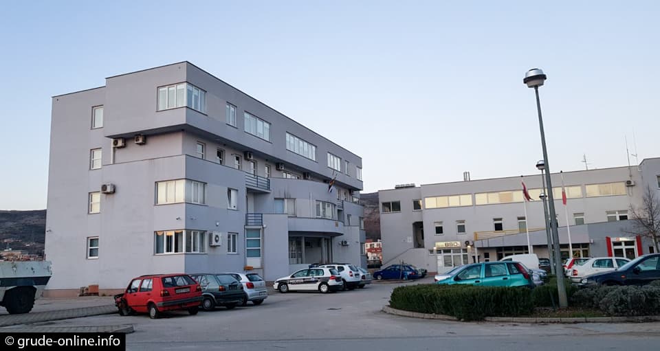 Ilustracija članka: Odbijen pritvor za Gruđanina koji je pijan ozlijedio i opljačkao starca