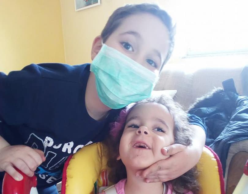 Ilustracija članka: Suze radosnice na povratku: Taxi Anu Ritu Puljić doveo kući