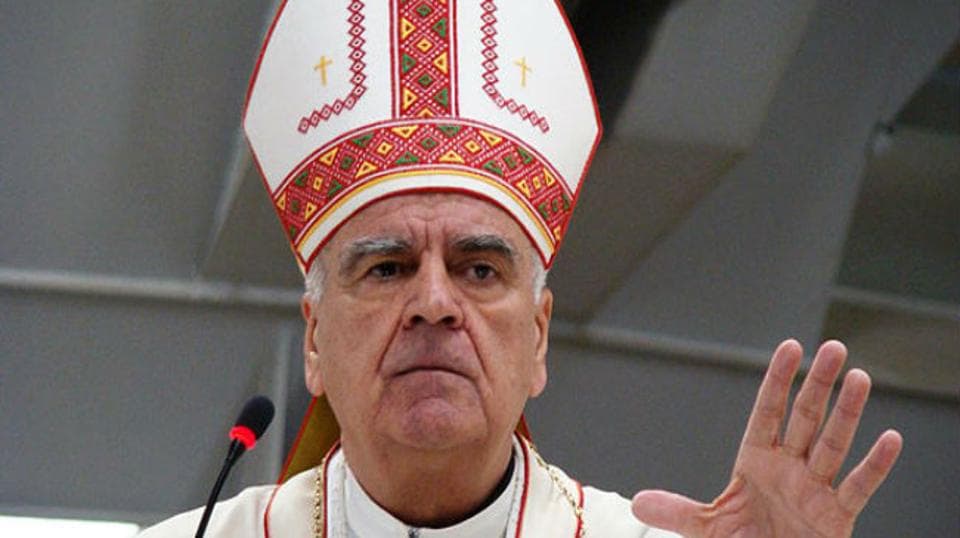 Ilustracija članka: Ratko Perić: Ne sudjelujte u duhovnim seminarima po svadbenim salonima, hotelima i kinima